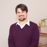 Carlos Larrañaga Email
