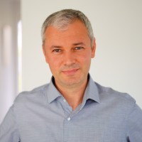Andreas Schön Email