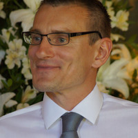 Giles Thomas Email