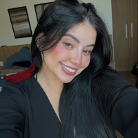 MODHO Employee Clara Souza's profile photo