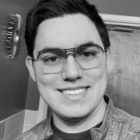 Sunglass Optic Studio Employee Justin Gray's profile photo