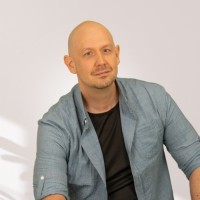 Tom Caffrey Email