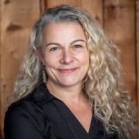 Help Texts Employee Emma Payne's profile photo