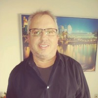 Daniel Bach Email