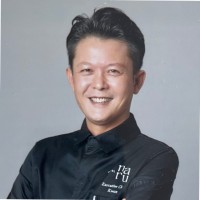 Kwan Lee Email