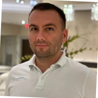 Andriy Palayev Email