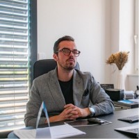 Hugo Haan Email