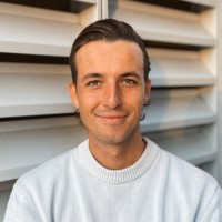 Niek van Dinther Email