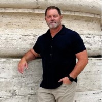 The Guitar Center Company Employee Mike Schultheis's profile photo