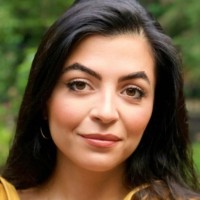 L'Oréal Employee Jade Miller's profile photo