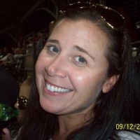 Laura Petak Email & Phone Number