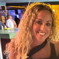 America's Best Contacts & Eyeglasses Employee Eve Arnold's profile photo