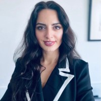 Nil Albayrak Email