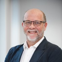 Stuart Noakes Email & Phone Number