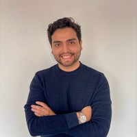 Gustavo León Castillo Email