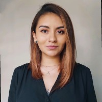 Daniela Vásquez Email
