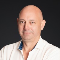 CariAI Employee Carlos Alduncin's profile photo