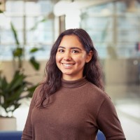 Yesenia V Email & Phone Number
