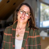 Crescendo Venture Communications Employee Erin Carlson's profile photo