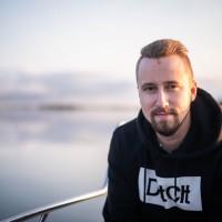 Jesper Hellström Email