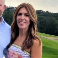 Suburban Jungle Employee Robin Hoberman's profile photo