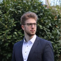Vilmos Gyenizse Email