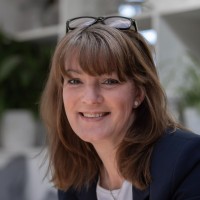 Julia Phippard Email & Phone Number