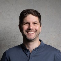 Stephan Hötzl Email