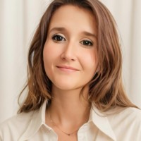 Clorinda de Sica Email