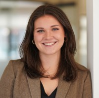 120/80 MKTG Employee Ella Witt's profile photo