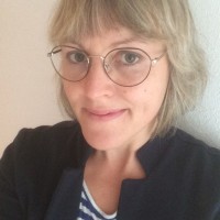 Simone Blum Email