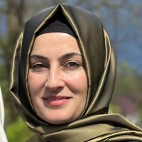 LADUE SCHOOL DISTRICT Employee Zehra Durhan's profile photo