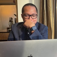 KMK Optometry® Employee Rolly Moreno's profile photo