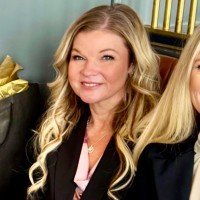 Echolight Employee Vicki Rt's profile photo