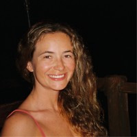 Sun Bum Employee Annie Parr's profile photo