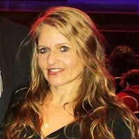 Community Access Employee Elena Erdtrachter's profile photo