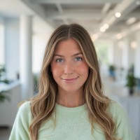 Monomoy Regional High School Employee Lindsey Parker's profile photo