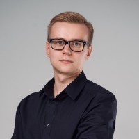 MacIej Zieliński Email