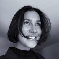 Nina E. Email