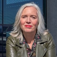 Thea de Vries Email & Phone Number