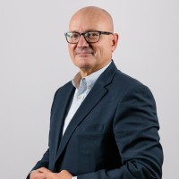 Roberto Magnifico Email & Phone Number