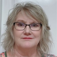 beneFIT Brands Employee Lisa Paton's profile photo
