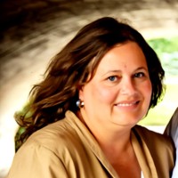 Kelly Evers Email & Phone Number