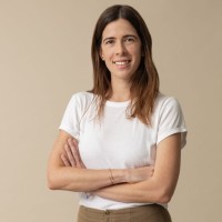 Manuela Walfenzao Email