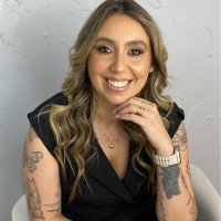 Forest Employee Rayane Oliveira's profile photo