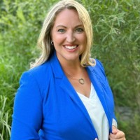 Ashley Oosterbaan Email