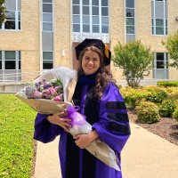 Juliana Oliveira Email & Phone Number
