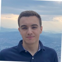 Stefan Marić Email