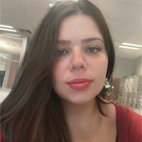 Raphaela Monteiro Email
