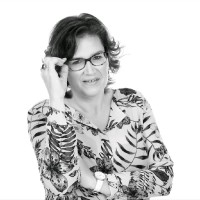 Helena Neven Email